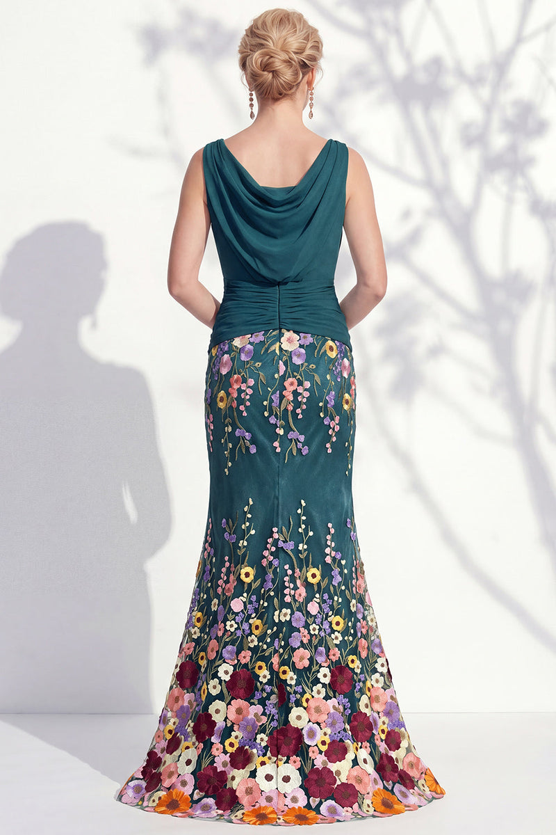Load image into Gallery viewer, Green Floral Boat Neck Ruched Mermaid Long Mother of the Bride Dress