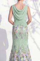 Load image into Gallery viewer, Green Floral Boat Neck Ruched Mermaid Long Mother of the Bride Dress