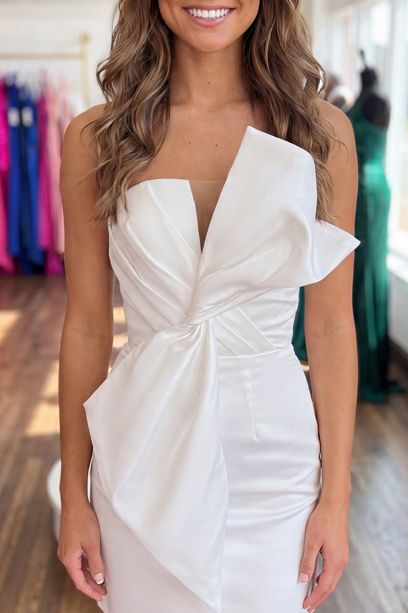 Load image into Gallery viewer, White Strapless Tight Short Homecoming Dress with Bow