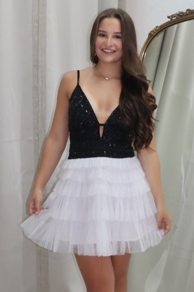 Load image into Gallery viewer, Black V-Neck Tiered Short Homecoming Dress with Sequins
