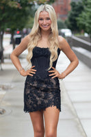 Load image into Gallery viewer, Black Corset Strapless Short Homecoming Dress with Lace