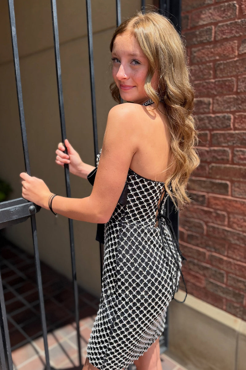 Load image into Gallery viewer, Black Bodycon Halter Neck Short Perals Homecoming Dress with Bow