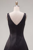 Load image into Gallery viewer, Black Pink A Line V-Neck Short Homecoming Dress with Beading