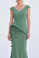Load image into Gallery viewer, Fuchsia V-Neck Ruched Mermaid Long Mother of the Bride Dress with 3D Flowers