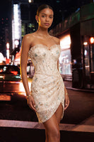 Load image into Gallery viewer, Floral Green Corset Tight Short Homecoming Dress with Ruffles