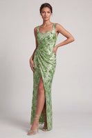Load image into Gallery viewer, Floral Sparkly Blush Mermaid Sequin Long Mother of the Bride Dress with Slit