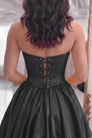 Load image into Gallery viewer, Black Corset Sweetheart Short Homecoming Dress with Appliques