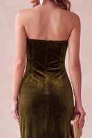 Load image into Gallery viewer, Champegne Velvet Sheath Strapless Long Wedding Guest Dress