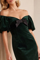 Load image into Gallery viewer, Navy Velvet Sheath Off the Shoulder Puff Sleeves Short Wedding Guest Dress with Bow