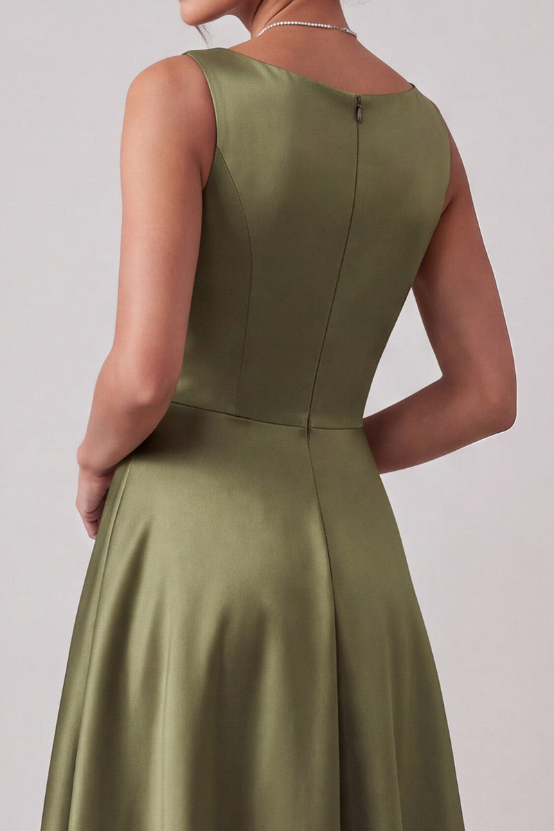 Load image into Gallery viewer, Sparkly Olive A-Line Boat Neck Beaded Satin Long Formal Dress