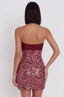 Load image into Gallery viewer, Sparkly Burgundy Bodycon Sequin Tight Strapless Keyhole Short Cocktail Dress
