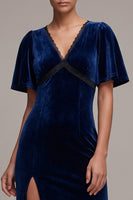 Load image into Gallery viewer, Sheath Navy Velvet V-Neck Long Formal Dress with Slit