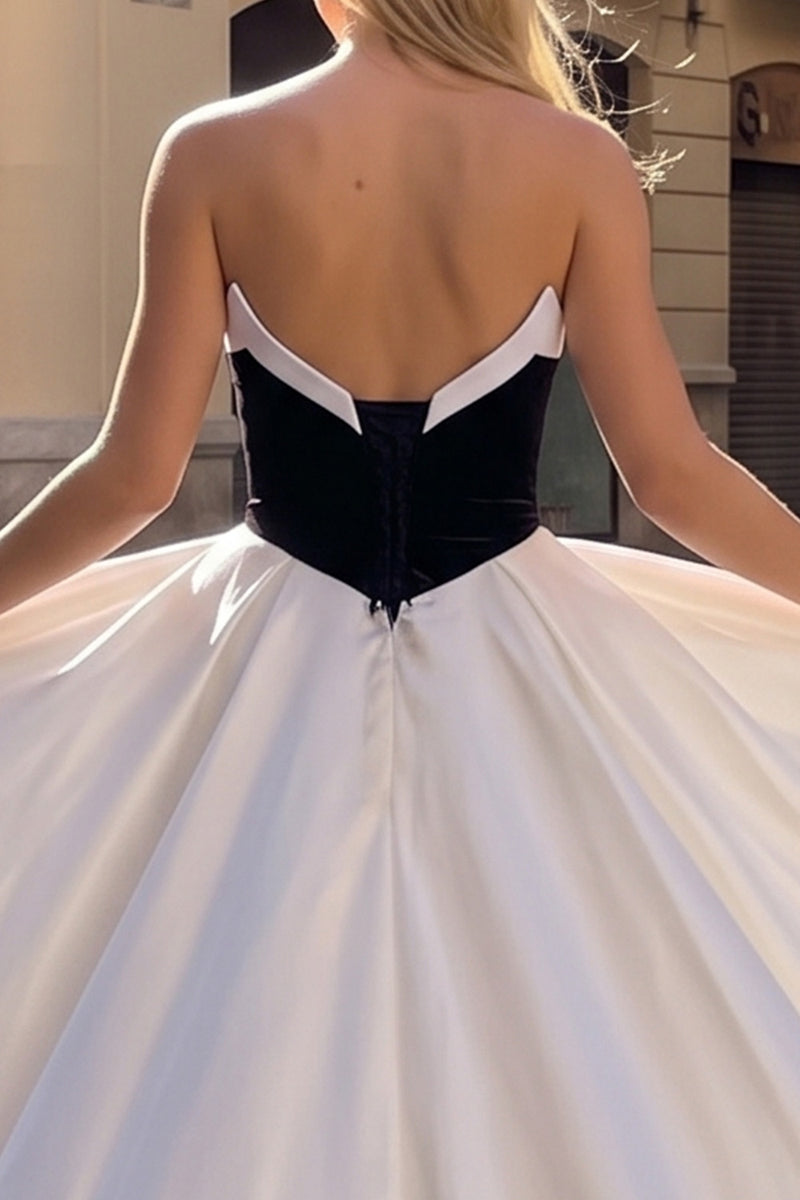 Load image into Gallery viewer, Black White Velvet Mermaid Sweetheart Long Prom Dress with Cape