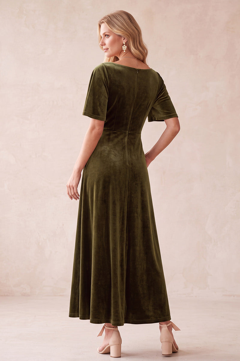 Load image into Gallery viewer, Velvet Olive A-Line Half Sleeves V-Neck Long Wedding Guest Dress with Pockets