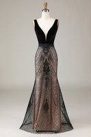 Load image into Gallery viewer, Mermaid Sequins V-Neck Black Prom Dress
