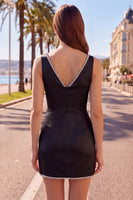 Load image into Gallery viewer, Black Beaded Ruched V-Neck Tight Short Homecoming Dress