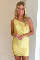 Load image into Gallery viewer, Yellow Bodycon One Shoulder Short Homecoming Dress with Beading