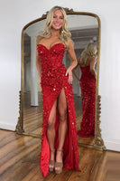 Load image into Gallery viewer, Sparkly Red Sequins Strapless Sheath Long Prom Dress with Slit