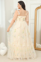 Load image into Gallery viewer, Plus Size Champagne Long Prom Dress With Embroidery