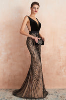 Load image into Gallery viewer, Mermaid Sequins V-Neck Black Prom Dress
