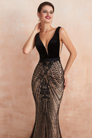 Load image into Gallery viewer, Mermaid Sequins V-Neck Black Prom Dress