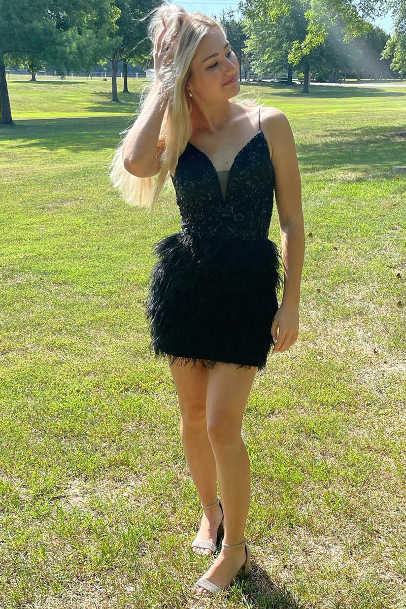 Load image into Gallery viewer, Sheath Pink Sequins Short Homecoming Dress with Feathers