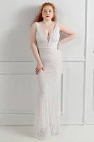 Load image into Gallery viewer, Sheath Black V-Neck Plus Size Formal Dress