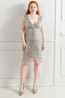 Load image into Gallery viewer, Black V-Neck Plus Size Prom Dress With Tassel