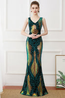 Load image into Gallery viewer, Sparkly Flapper Dress Dark Green Sequins Sheath Long 1920s Dress