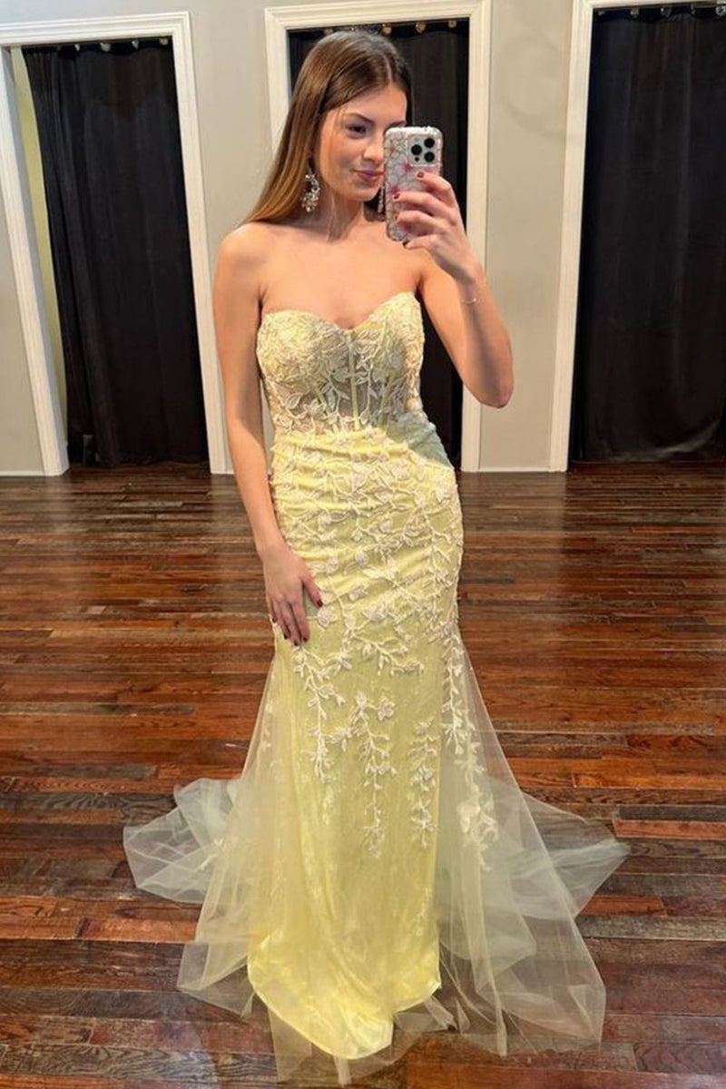 Load image into Gallery viewer, Black Strapless Prom Dress with Appliques