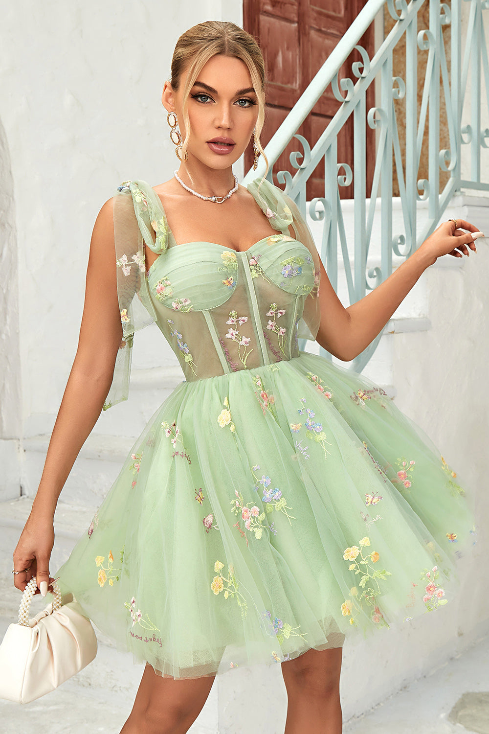 A Line Spaghetti Straps Green Short Homecoming Dress with Appliques